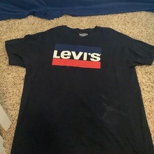 Levi’s shirt